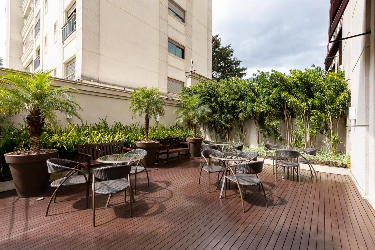 Apartment Luxuoso Batel - 4 Minutos Do Shopping Patio Batel C/ Garagem, Piscina, Sauna E Academia